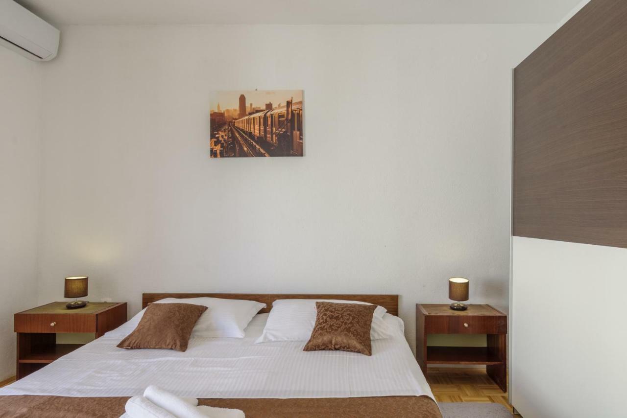 Renic Apartmani Kaštela Exteriér fotografie