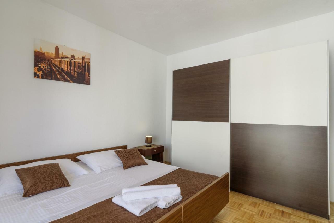 Renic Apartmani Kaštela Exteriér fotografie